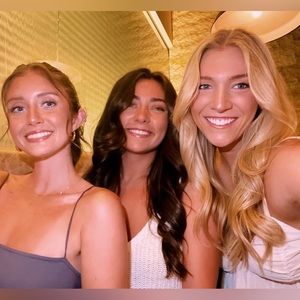 Meet your Posher, Karlie